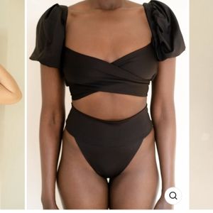 1813 Puff Shoulder Top Matte Black Londre